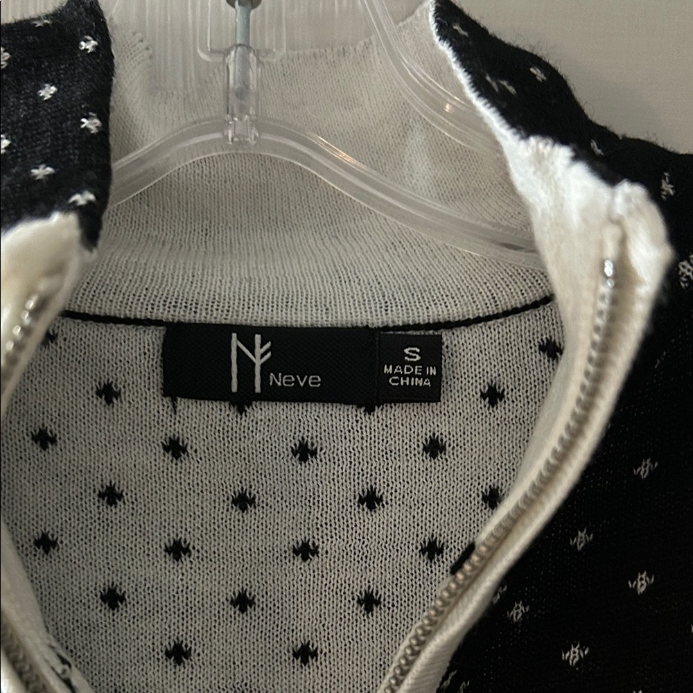 Neve Black and White Zip-Up Sweater